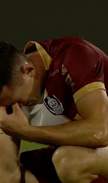 Fică, dărâmat   FOTO.  Mijlocașul de la CFR Cluj  n-a putut suporta umilința  cu Tromso! A plâns pe teren după meci