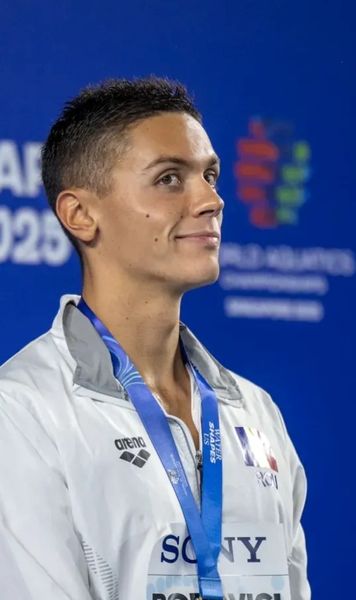„Îmi fierbe un pic sângele”  Mesajul lui  David Popovici pentru sportivii ruși,  înainte de Europenele de înot de la Paris
