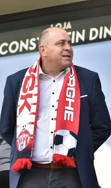 „E ciudat că a venit tocmai acum”   Laszlo Dioszegi,  mesaj surprinzător după suspendarea lui Cosmin Matei: „S-ar putea discuta mult”