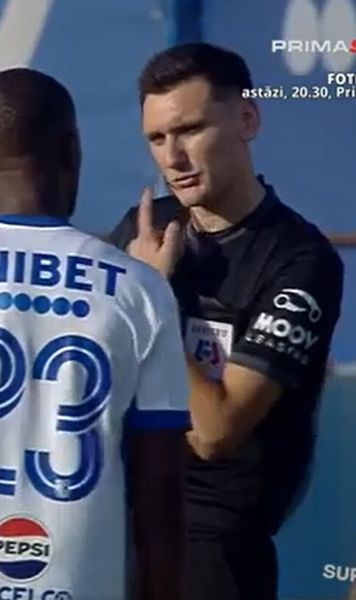 12 minute întârziere!   FOTO.  Motivul pentru care  Farul - Csikszereda  n-a putut începe la timp