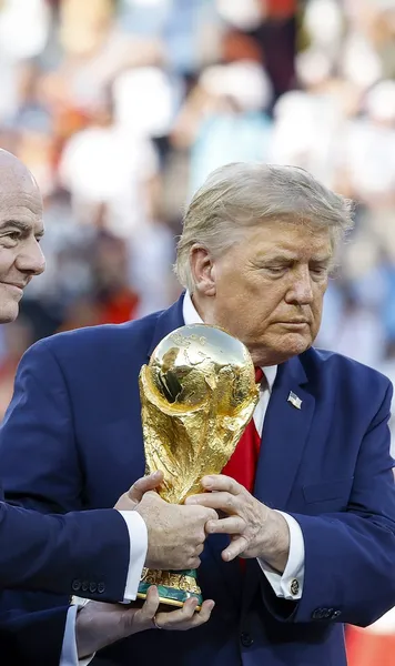 Culisele afacerii Trump - Infantino  Care era  scopul final comun  al președinților SUA și FIFA. Toți ochii pe miliardele Mondialului