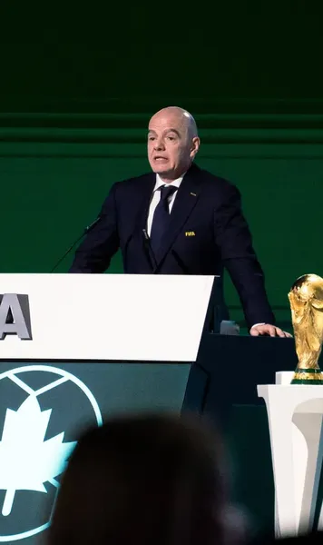 Infantino, lovit din trei direcții  UEFA, Asia și America de Nord,  atac comun la adresa șefului FIFA:  „Înșelăciune! Nu a fost o simplă scăpare”