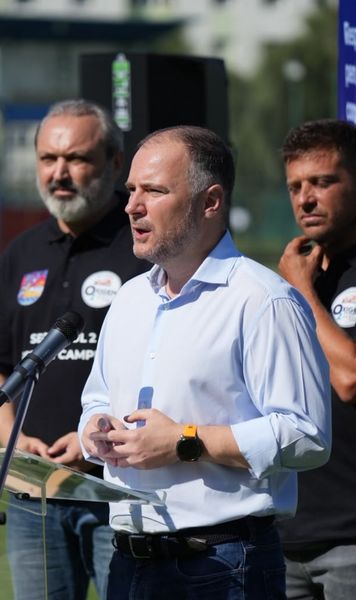 Încă o promisiune pentru Flamaropol  Primarul Rareș Hopincă anunță o  arenă de 5.000 de locuri:  „Am luat noi proiectul, ca să finalizăm lucrările”