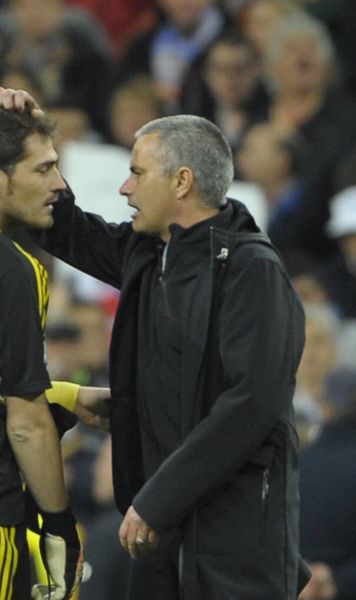 „A fost iad în vestiar”  Mourinho, dezvăluiri incendiare despre primul mandat la Real,  conflictul cu Casillas și căutarea „cârtiței”: „A înnebunit”
