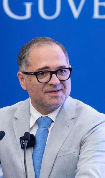 Manevră revoltătoare  Campionii sunt neplătiți, dar ANS dă  173.000 de euro pe renovarea unor băi!  Cum au fost mutați banii sportivilor