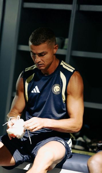 Cristiano Ronaldo s-a vopsit   FOTO.  Starul portughez s-a întors la Al-Nassr »  Și-a surprins fanii  cu noul său look: „Mai multe frizuri decât goluri”