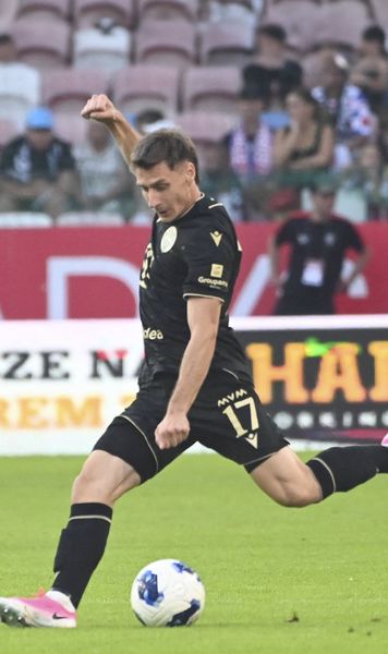 Corbu, pe val în Ungaria  Românul a fost decisiv pentru calificarea lui  Ferencvaros  în play-off-ul Europa League, după reușita din tur