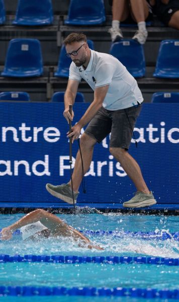 „David s-a schimbat”  Popovici,  văzut de antrenorul Adrian Rădulescu, omul din spatele performanțelor:  „Cea mai mare victorie a lui anul ăsta nu a fost în bazin”
