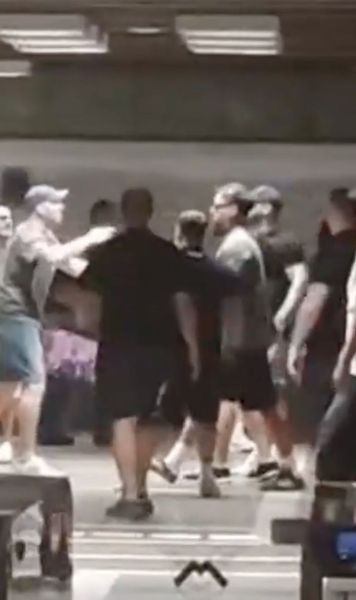 Incidente la metrou   FOTO.   Jandarmeria  a fost nevoită să intervină înainte de Rapid - Dinamo