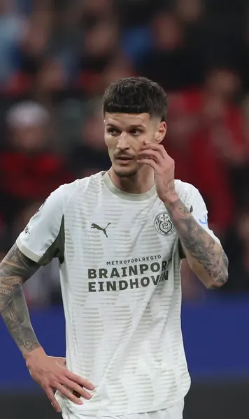 Dennis Man, ocazie uriașă  Românul a ratat șansa de a înscrie primul său gol în acest sezon la  PSV