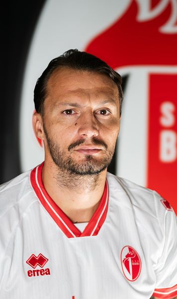 Vasile Mogoș, din nou în Italia  Internaționalul român  și-a găsit echipă  după despărțirea de Universitatea Craiova  