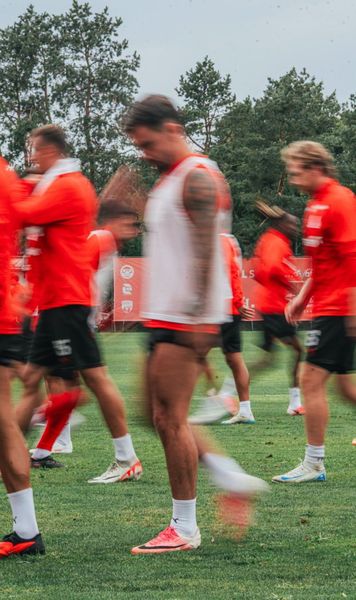 „Nu are clauză de prelungire”  Dinamo a început negocierile cu un  jucător-cheie:  alți 6 sunt în ultimul an de contract