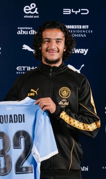Ayyoub Bouaddi, la Manchester City  Puștiului cu ascensiune fulminantă îi place și școala:  a absolvit cu un an mai devreme un liceu cu profil științific:  „Sunt aici pentru viitor”