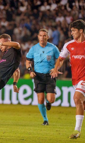 Kovacs, jocul și scandalul!   FOTO:  Al doilea meci de Champions,  al doilea cu acuzații grave.  Primul jucător eliminat, atac frontal. Ce a spus de arbitru!