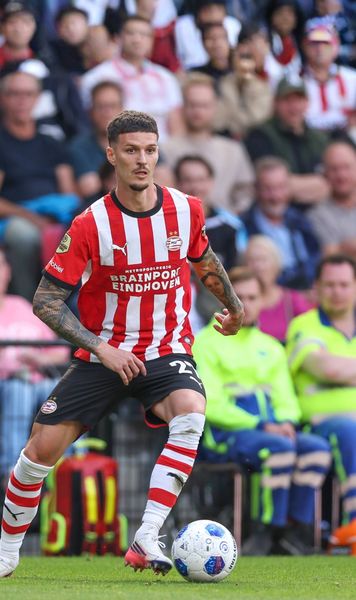 Decizia PSV în cazul Man  Ce vor să facă olandezii cu atacantul român ajuns  rezervă la Eindhoven