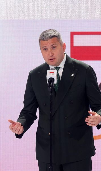 Șeful sportului, arestat!  Președintele Comitetului Olimpic,  acuzat de corupție:  ceas de 40.000 de euro și excursii de lux