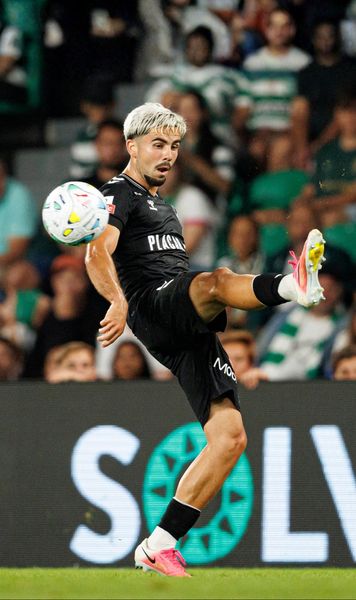 O veste bună și una proastă pentru Hagi   Tony Strata  a revenit ca titular la Guimaraes, dar a avut o prestație slabă în derbyul din Portugalia