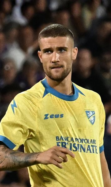 Bîrligea, ce ghinion!   FOTO.   A marcat la primul meci ca titular pentru Frosinone, dar arbitrii  i-au anulat golul
