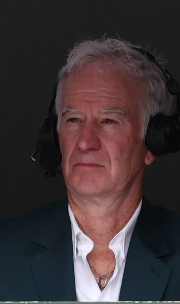 „Opresc sunetul când îl aud pe McEnroe”  Reacție acidă după meciul lui Djokovic de la US Open: „Scoateți-l naibii din  cabina de comentariu”