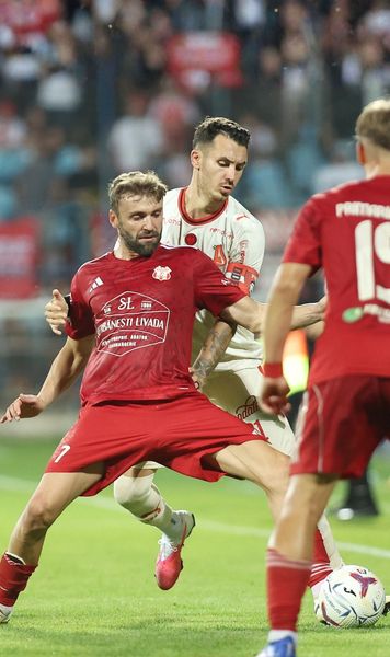 I-a dat gol lui Dinamo după o zi de muncă   Povestea lui Petrișor Voinea,   atacantul care a împărțit vestiarul cu Lucarelli și Diamanti