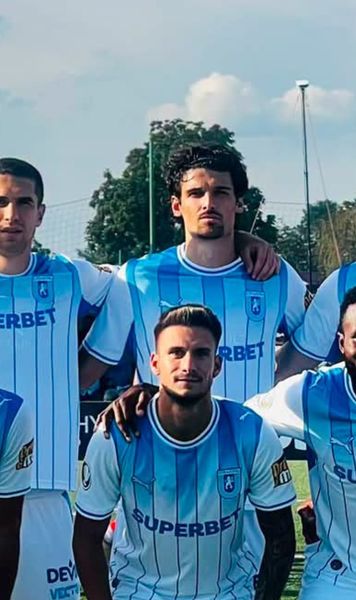 Roux, înger și demon    FOTO.  Noul jucător al Craiovei  a înscris la debut,  dar apoi a fost eliminat! Reacția lui Coelho