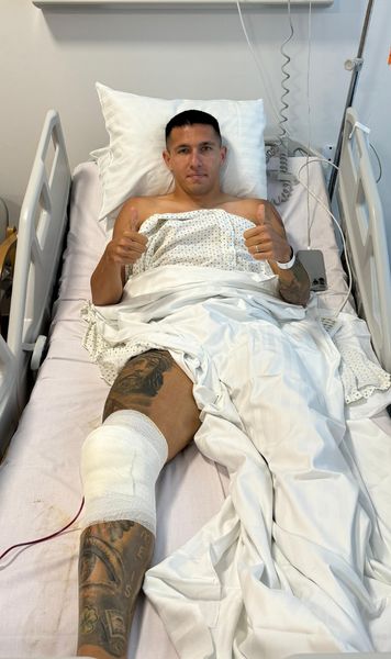 Ghinion teribil   Jucătorul de la FC Argeș  a suferit a cincea operație  la genunchi: „Nu renunț!”
