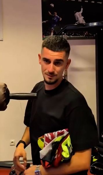 A plâns la despărțirea de CFR   VIDEO Imagini emoționante cu  Meriton Korenica  din vestiarul clujenilor, înainte de transferul la FCSB
