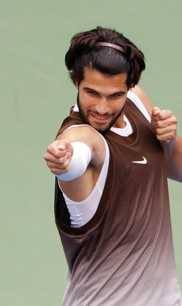 „S-a văzut prea mult sfârcul”   FOTO.    Carlos Alcaraz,  explicații despre ținuta care a ajuns virală la US Open: „Se poate ascunde măcar un meci”