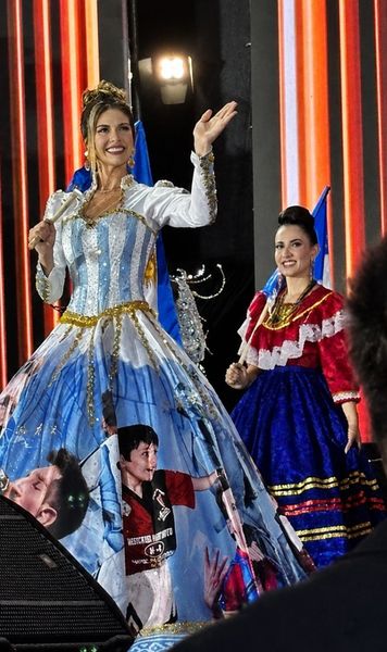 De la Maradona la Messi   VIDEO+FOTO:    Miss Argentina, pe scena Miss World 2026:  „Cine nu-ți împărtășește pasiunea nu-ți înțelege nebunia”