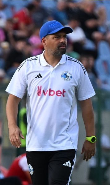 „Nu e prima dată”  Șeful Corvinului, despre ofertele pe care le-a mai refuzat  Florin Maxim:  „Cluburi importante”