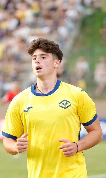 Transfer surpriză  Atacantul  dorit de FCSB și Dinamo  ar fi bătut palma cu o echipă din Polonia
