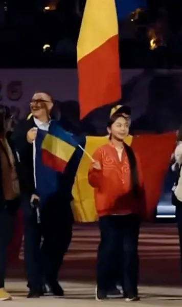 A defilat în fața lui Putin   Victor Ponta  a purtat tricolorul la Jocurile Mondiale ale Nomazilor: „Nu am avut nicio întâlnire cu oficiali ruși”