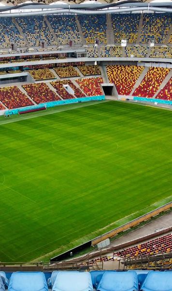 Pe Arenă, după 5 luni!   VIDEO:   Gazon nou-nouț înainte de FCSB- Petrolul!  Comic Con încă e pe stadion! Imagini GOLAZO.ro cu suprafața de joc