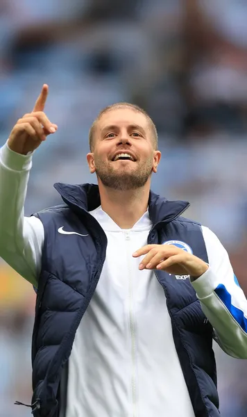 Pe cine înfruntă Craiova   Recordul uluitor al lui Brighton,  echipa ca un Turn Babel în Premier League