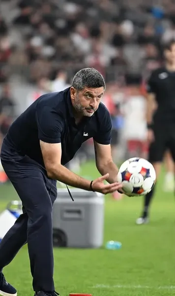 Ultimul meci pentru Baciu?  Antrenorul de la FCSB  ar putea pleca  chiar și în cazul unei victorii cu Universitatea Craiova