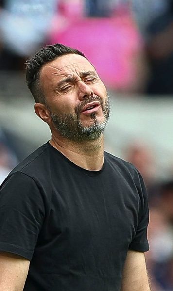 De Zerbi cedează psihic   Antrenorul lui Tottenham, reacții furioase!  Își critică jucătorii după alt eșec. Ce îi scandează fanii adverși