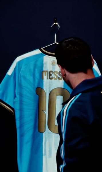 „Un tricou pentru toată viața”    VIDEO+FOTO:  Cum arată tricoul și ghetele speciale pe care Messi le va purta  în meciul de retragere  din naționala Argentinei
