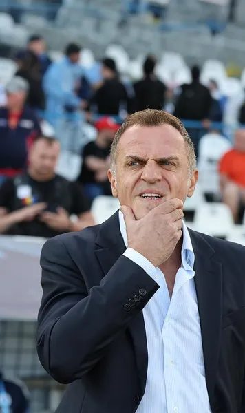 Al doilea antrenor demis din Superliga  Clubul a oficializat  despărțirea de tehnician