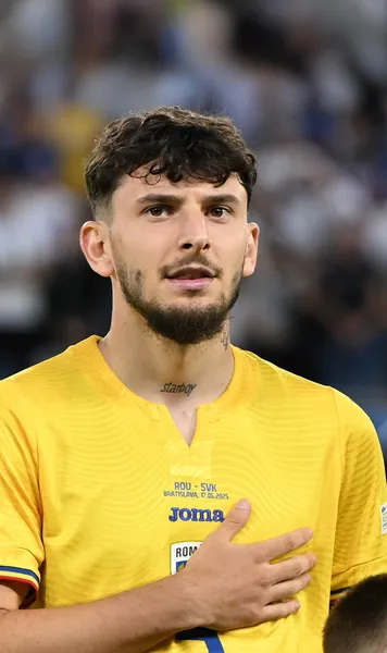 „Ce pot să zic?”   Jucătorul  lăsat acasă  de Hagi a rupt tăcerea: „N-am vorbit. Poate mă urmăresc, nu știu”