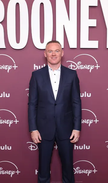 Transformare incredibilă    FOTO.   Wayne Rooney  a atras toate privirile la ultima sa apariție publică