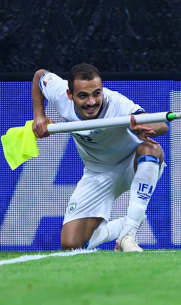 Armă sau tac de biliard?   FOTO.  Atacantul Israelului, eliminat pentru  modul în care a sărbătorit  golul cu Austria: „Stupid! Nu-și are locul în fotbal!”