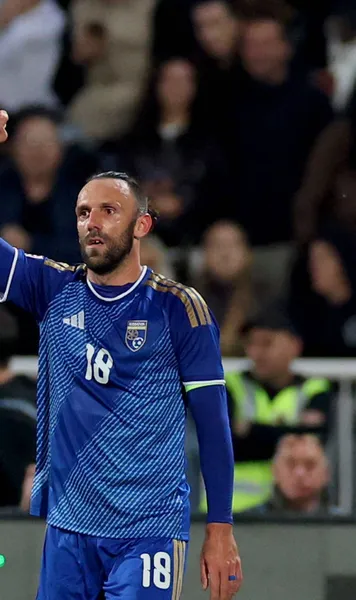 Susține criminali de război!   FOTO.   Muriqi, mesaj după gol pentru cei 4 lideri kosovari  ai Armatei de Eliberare condamnați pentru 96 de crime