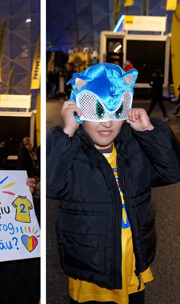 Rațiu i-a îndeplinit visul!   VIDEO.  Fundașul României,  gest superb  pentru un puști prezent la meciul cu Suedia: „Are și masca cu Sonic”