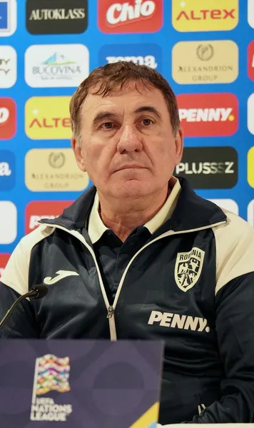 Hagi, dialog aprins la conferință!   VIDEO.   Selecționerul, iritat  de o întrebare: „Vezi? Te-am prins! Trebuie să știi, e echipa națională!”