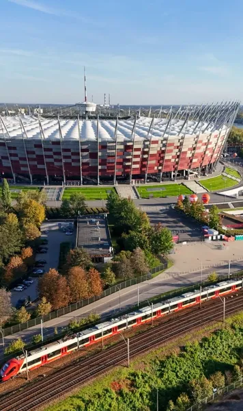 Marea afacere „Narodowy”  GOLAZO.ro  a survolat cu drona „inima” Varșoviei,  arena unde se va juca Polonia - România. Spectaculoasă și profitabilă