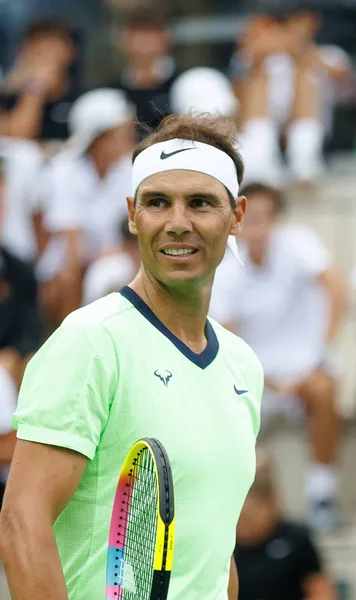 Nadal s-a întors pe teren   VIDEO.  Legendele tenisului, show total la  10 ani  de la deschiderea academiei lui Rafa