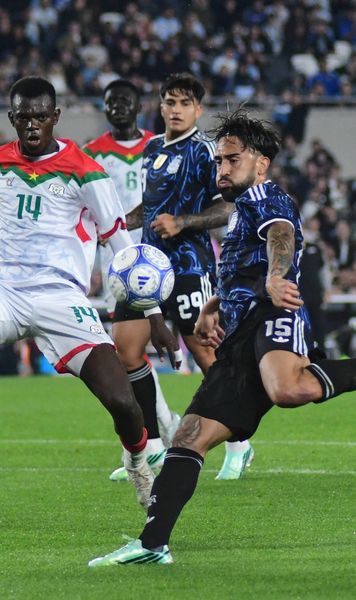 Scandal înainte de meciul cu Argentina  Jucătorii  au refuzat să facă deplasarea.  Au intrat fotbaliști de la naționala U23! Ce s-a întâmplat