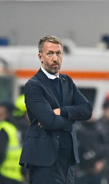 Suedezii, uluiți de România  Selecționerul, după victoria de pe Arena Națională:  „Ne-a fost greu”.  Ce a vorbit cu Hagi