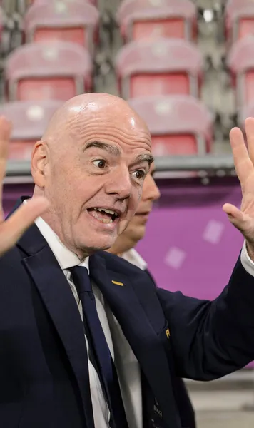 Cine vrea să-l dea jos pe Infantino  Fost internațional elvețian, candidat la președinția FIFA:  „Fotbalul e la terapie intensivă”