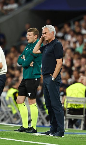 „Sper că nu va reuși asta”😅     Jose Mourinho  a vorbit din nou despre Chivu: „Are tot ce-i trebuie!”